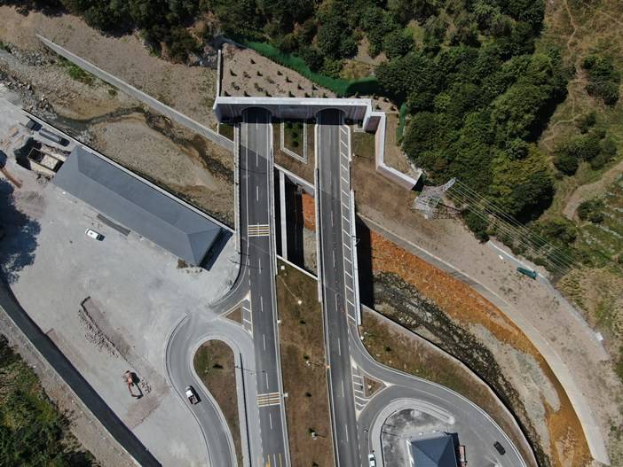 Trabzon'da Zigana Tüneli'nden 4 ayda 600 bin araç geçti 1